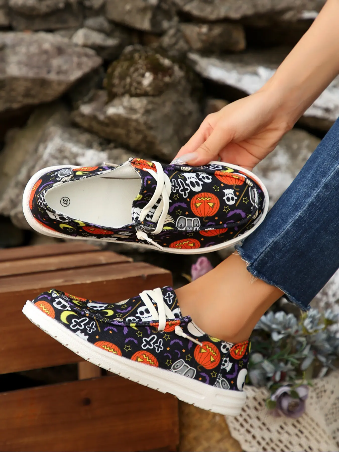Women's Casual Printed Canvas Shoes, Pumpkin Design, Comfortable Breathable Walking Flats, Perfect for Halloween Parties & Daily Wear