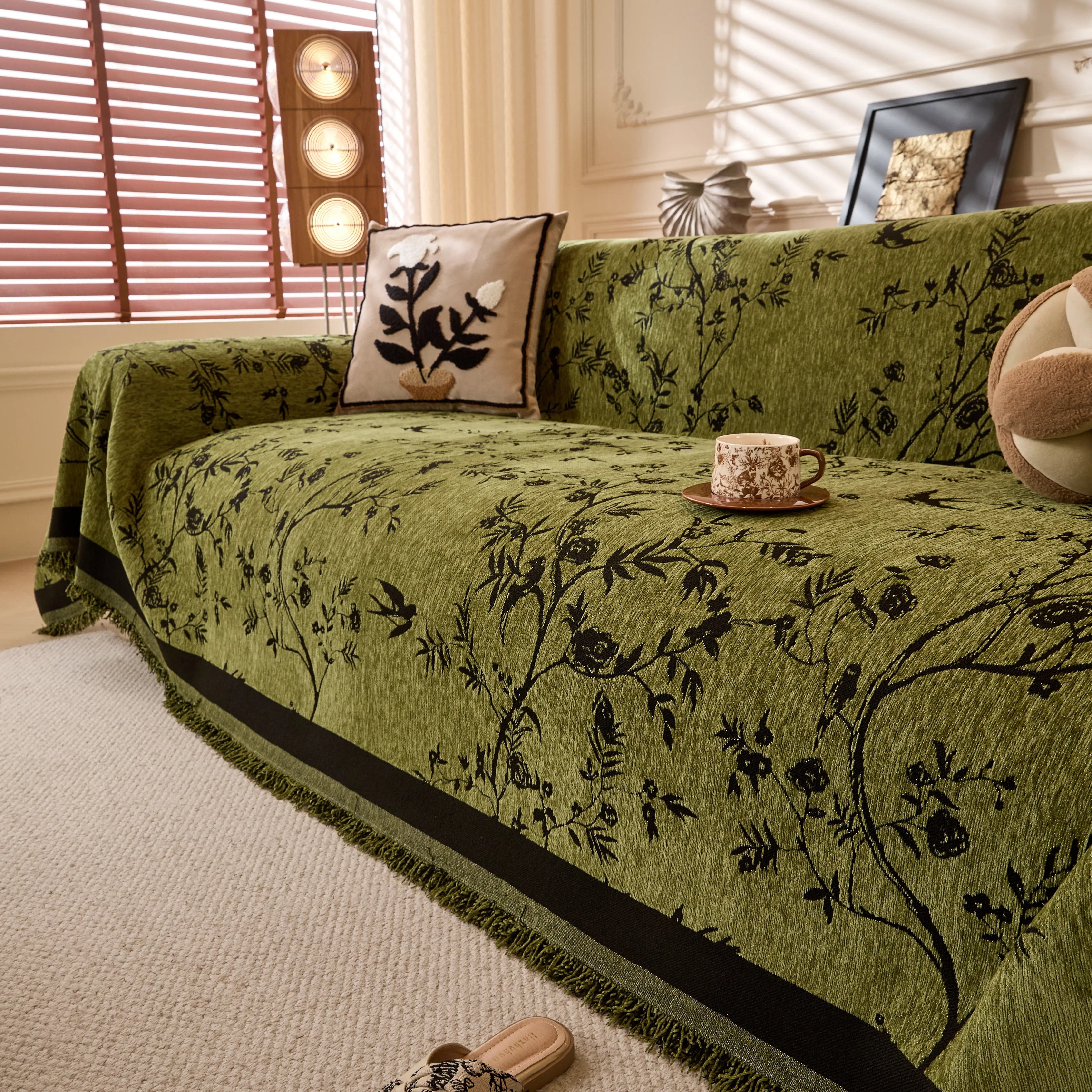 Chenille Fabric Plant Leaf Pattern Sofa Cover - Durable, Pet-Friendly, All-Season, Scratch-Proof, Dustproof Elastic Furniture Protector for Living Room Decor, Home Interior