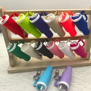 Mini Drinking Cup Keychain, Mini Cup Keychain, Portable Lipstick Storage Keychain, Fashionable Keychain for Backpack Car Keychain, Perfect Gift for Friend, Sports Enthusiast, Keychain For Bags, Keychain Set