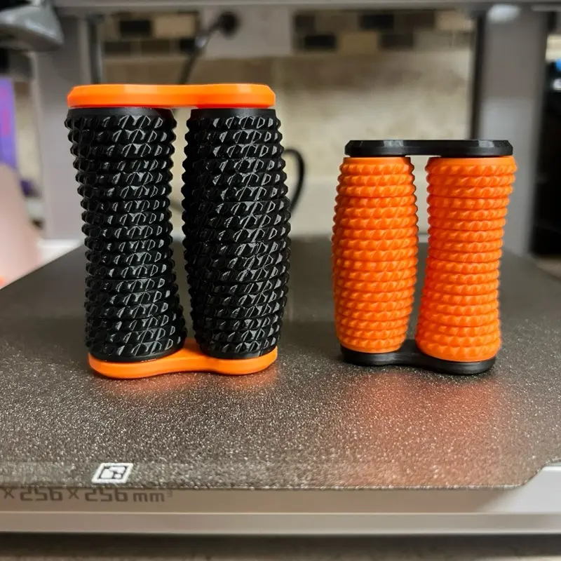 Massage Fidget Roller - Dual-Color Black & Orange for Muscle Relief and Stress Reduction