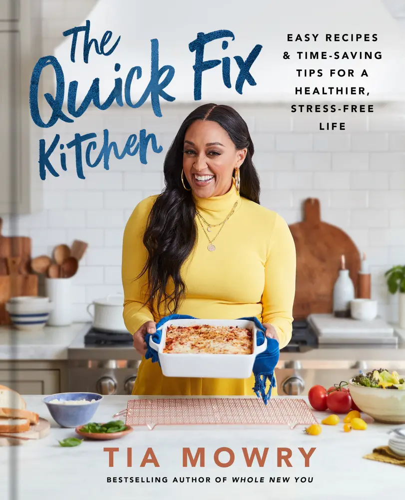 USED Book - The Quick Fix Kitchen: Easy Recipes and Time-Saving Tips for a Healthier, Stress-Free Life: A Cookbook by Mowry, Tia (Hardcover) - english