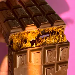 *REFILL* Cookie Butter Knafeh Stuffed Chocolate Bar without Reusable Mold Dessert Snack