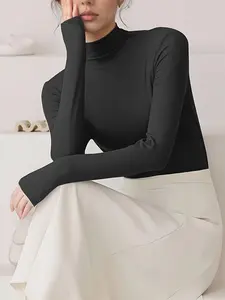 Women's Plus Size High-End Turtleneck Thermal Base Layer T-Shirt, Curve Flattering Design for Halloween & Fall