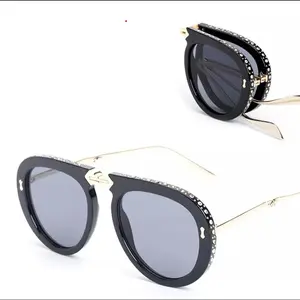 Luxury Diamond Quartz Polarized Sunglasses For Men's & Women's