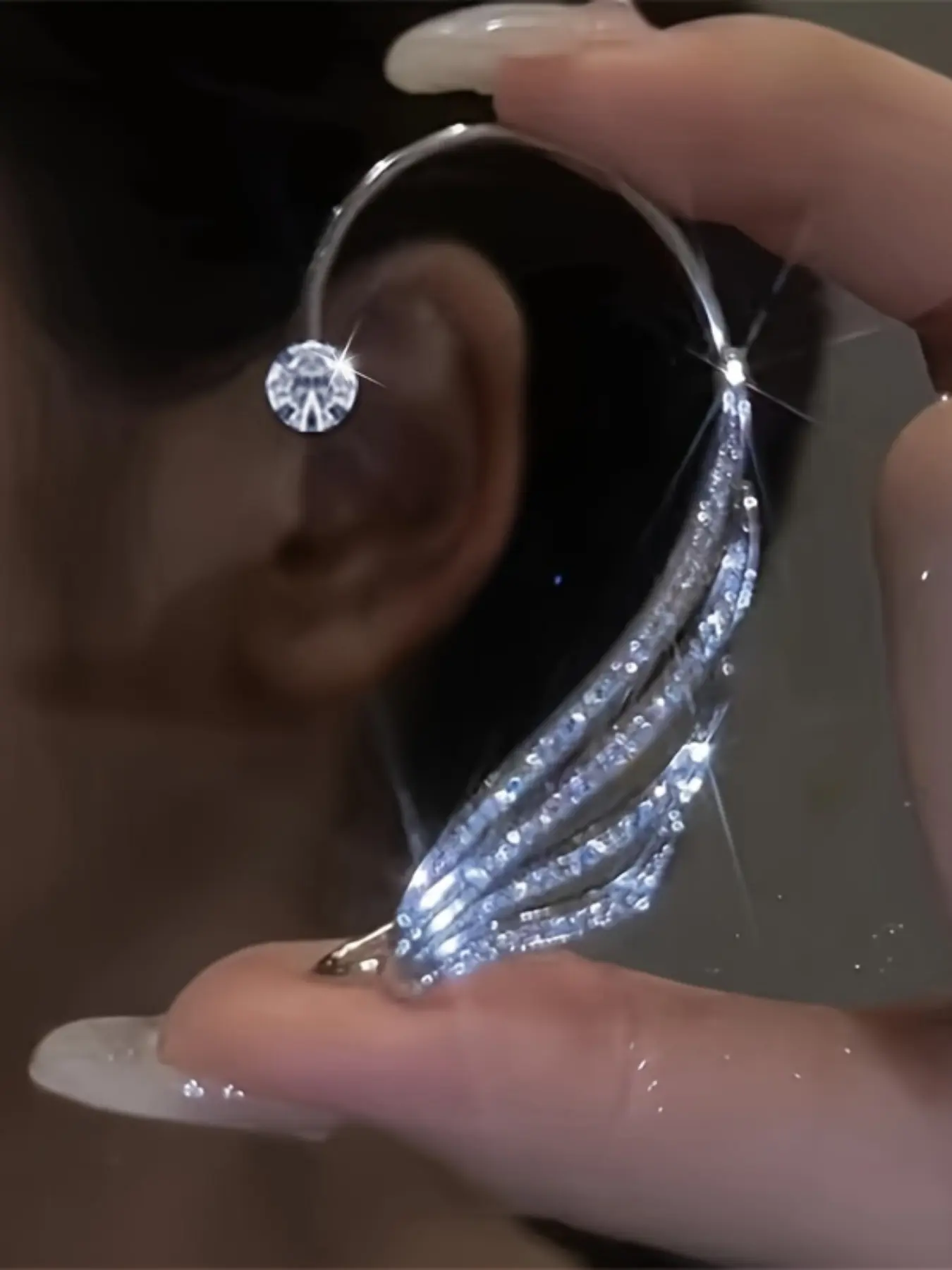 Women's Rhinestone Angel Wing High Quality Shining Earrings, Elegant Dangle Design, Fashion Jewelry for Women, Perfect Gift Idea