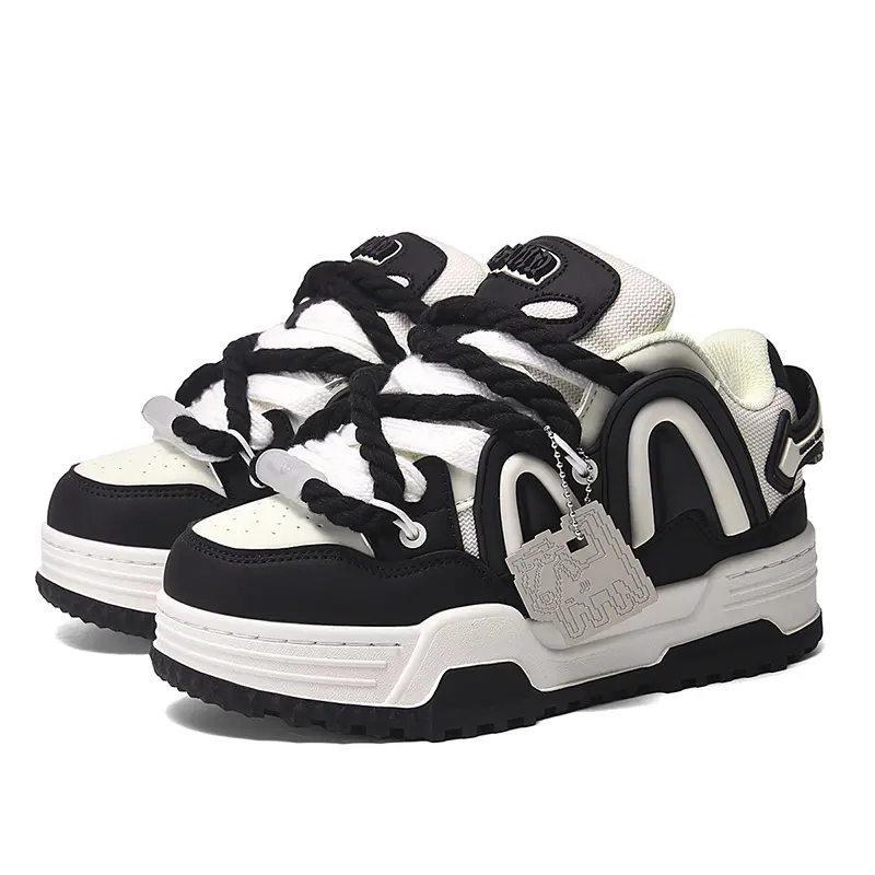 QAND Unisex Chunky Platform Sneakers, Round Toe Casual Wear Trainers with an Original Platform Design, 5cm Height Lift and Nonslip Sole Fashionable Skate Shoes