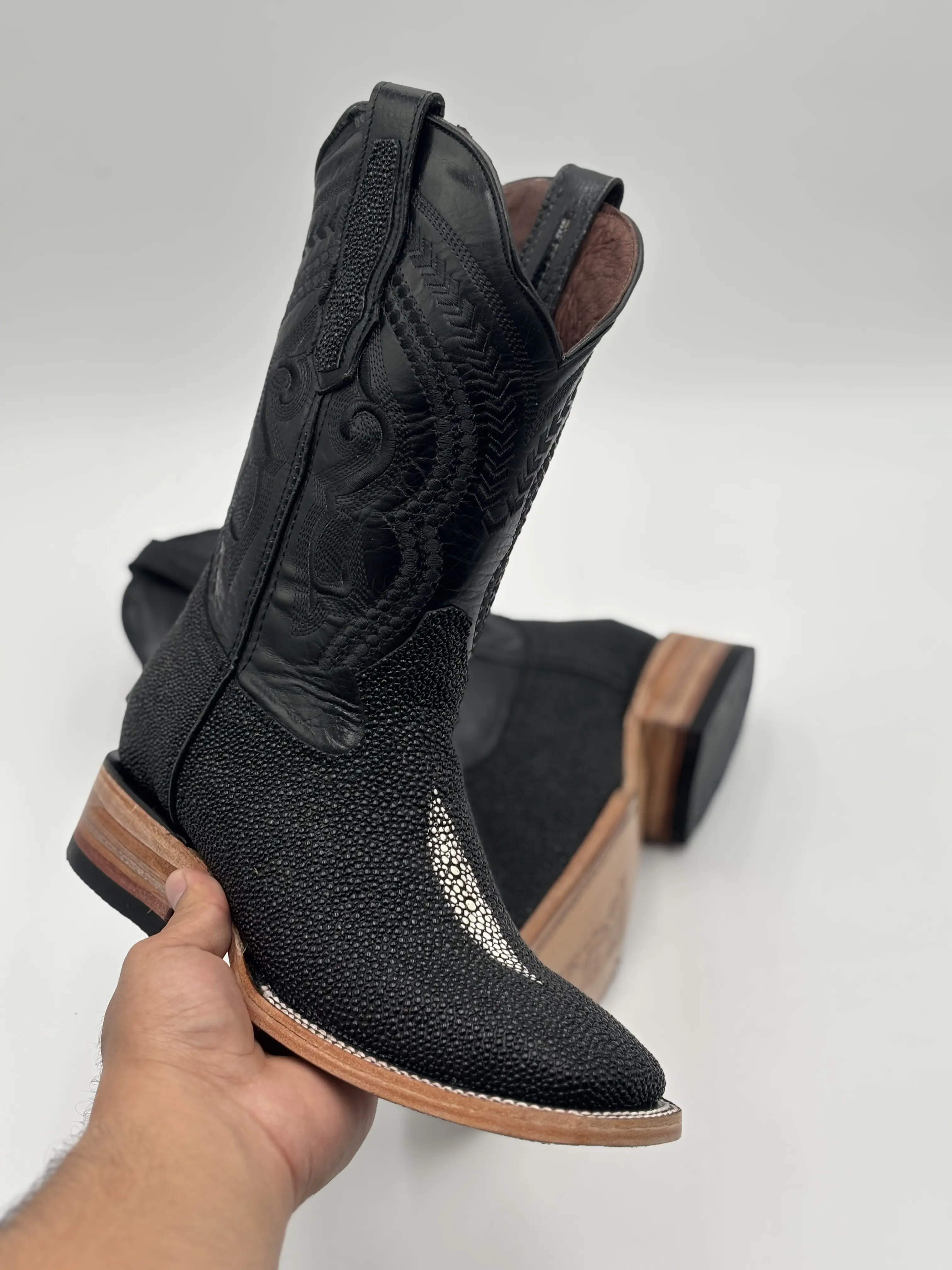 Boot/Bota- Manta Black Leather Boots