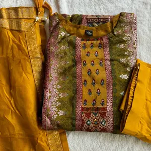 Pure Silk kurta set with Pant and Chiffon Dupatta