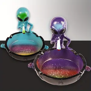 1pc Ashtray, Exquisite Alien Creative Style Resin Portable Starry Sky Ash Tray, Desktop Adornment For Home, Cute Smoking Accessories Gadget Figurine Lighter mannequin head