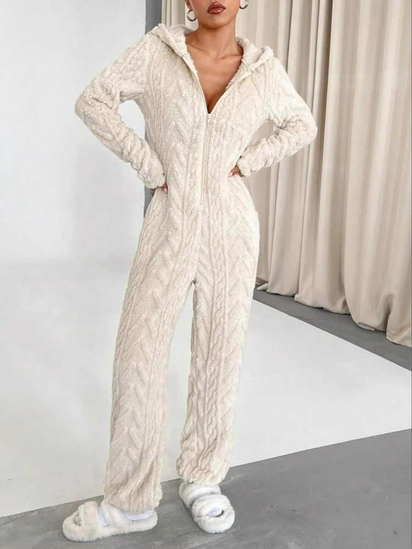 Elegant Chic Women's Solid Color Wool Hooded Long Sleeve Deep V Sexy Jumpsuit, Slim-Fit Contemporary Style for All Seasons, Womenswear
