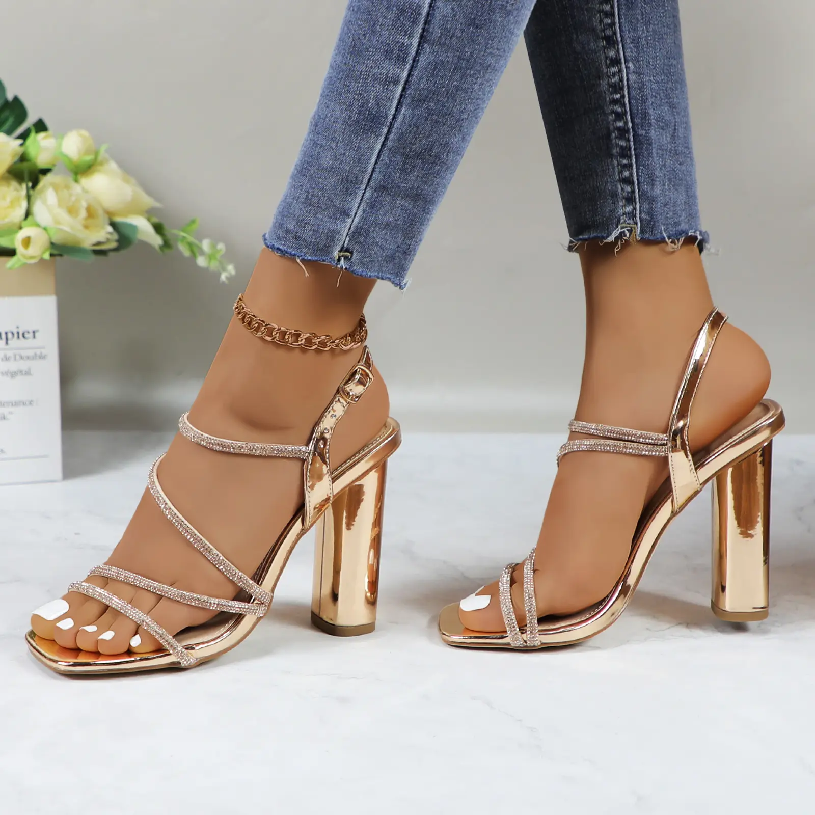 Women's High Heels Sndls Sparkly Shiny Crystal Strappy Block Girl Square Open Toe Ankle Strap Sleek Comfy Sexy Style Footwear 4.33-inch Heel Summer Daily Dressy Shoes for Wedding Party Br Minimalist Slip Ons Sleek Style