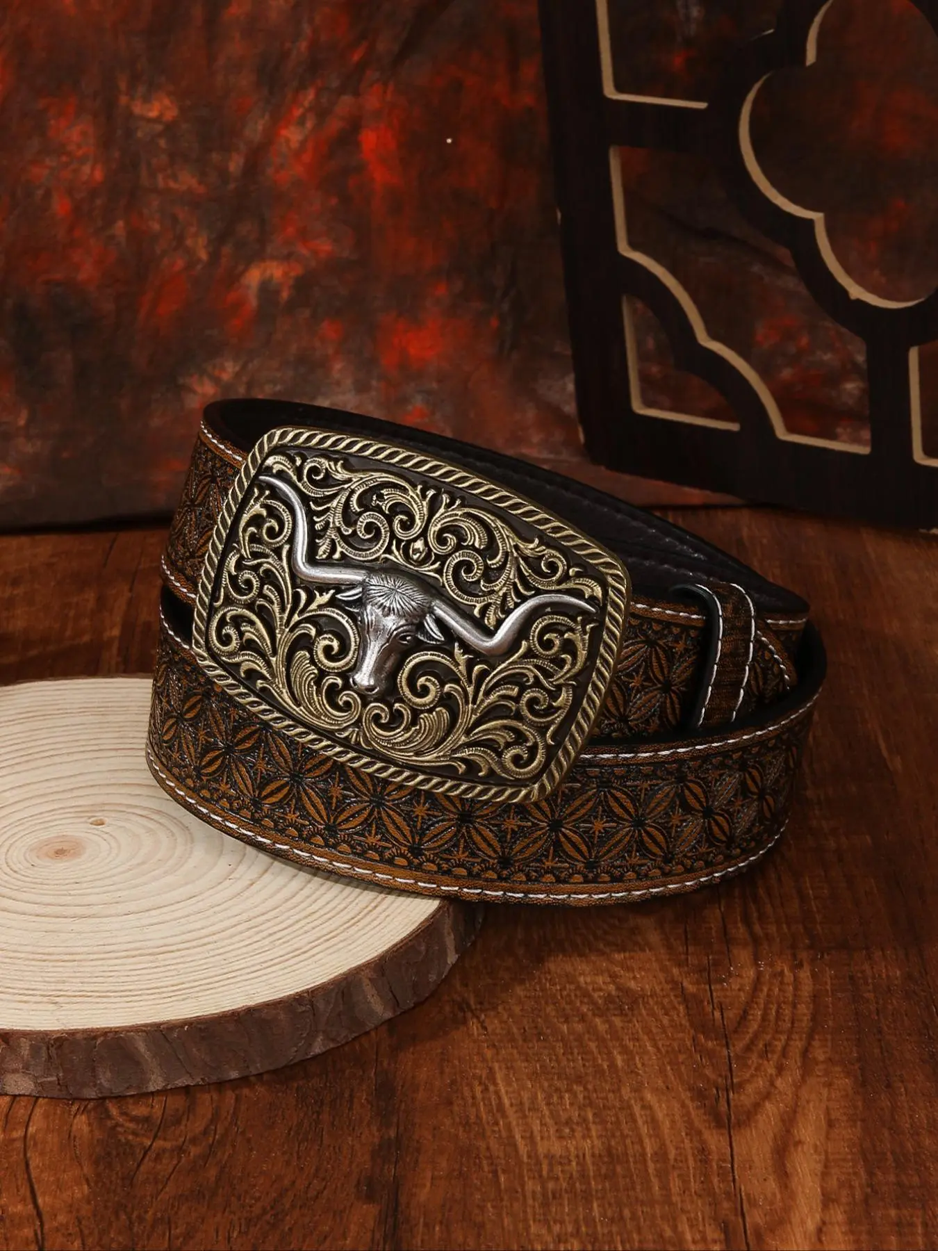 Western Cowboy Style Embossed Design Belt, Western Concho Belts, Western Buckle Belt, Stylish Fashionable PU Leather Adjustable Belts for Women & Men, Casual Waistband for Trousers, Cowgirl Belt, Belt for Jeans