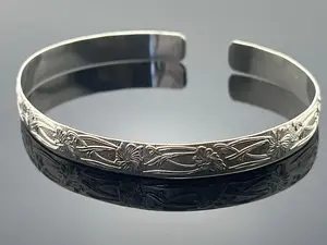 925 Sterling Silver Bangle Bracelet • Minimalist Jewelry • Classic Everyday Bracelet