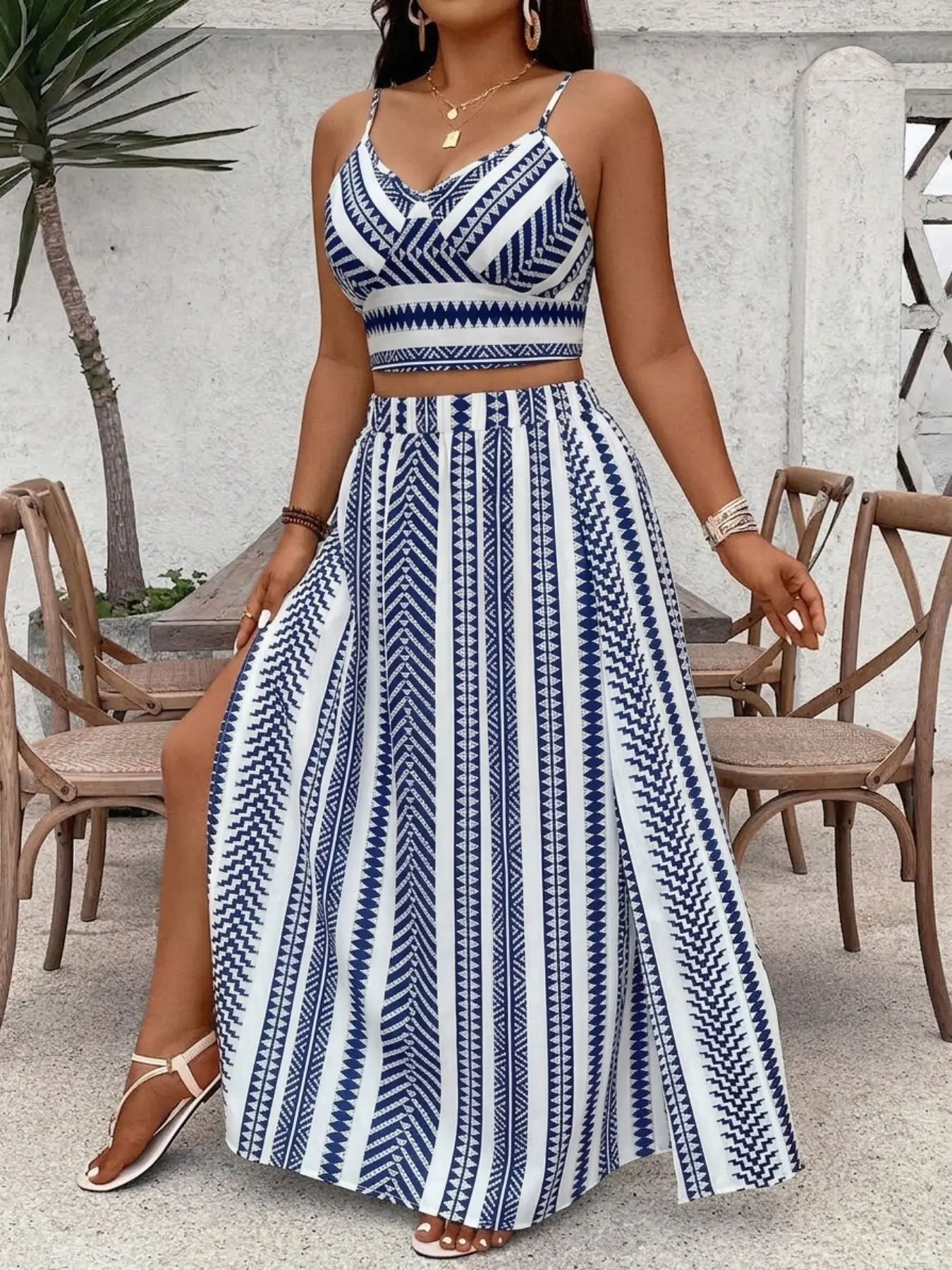 Women's Plus Size Two-Piece Matching Skirt Set, Boho Blue Geometric Print Spaghetti Strap Sleeveless Cropped Top and High Slit Long Skirt, Casual Fashion Bohemian Womenswear