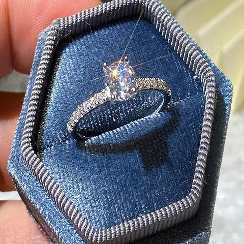 Elegant Rhinestone Decorated Ring, Upscale Ring, Princess Ring, Exquisite Engagement Ring, Unisex Design, Exquisite Craftsmanship, Statement Rings, Fashion Accessories for Women & Men, Bridal Engagement Ring