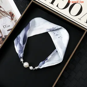 Women's Vintage Square Scarf Necklace, Pearl Rhinestone Magnetic Buckle, Thin Silk Self-Absorbing Buckle, Versatile Fashion Clothing Accessory
