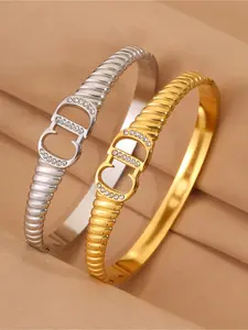 1 fashionable retro classic CD studded diamond bracelet, made of 304 stainless steel material, suitable for daily fashion matching, perfect for Thanksgiving, Mother's Day, New Year gifts, perfect gift