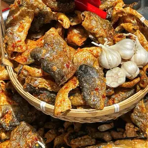 Dried Fish Skin W Chilli Garlic 11.2oz - Da Cá Mắm Tỏi Ớt 320g