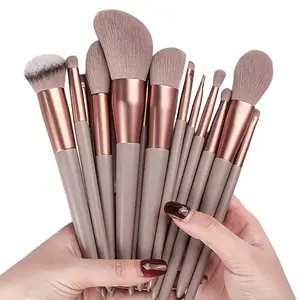 13-piece set / soft, fluffy makeup brush set in brown and green, suitable for foundation, blush, loose powder, and eyeshadow, includes storage bag, resin handles, ideal for beginners and professionals