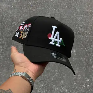 New Era 9FORTY Los Angeles Dodgers Japan Edition Snapback Cap – Black Curved Brim MLB Hat with Embroidered LA Logo & Anime Patch Streetwear Style, Collector’s Limited Edition 2026 Urban Streetwear Gorra premium, ideal para destacar tu estilo en TikTok.
