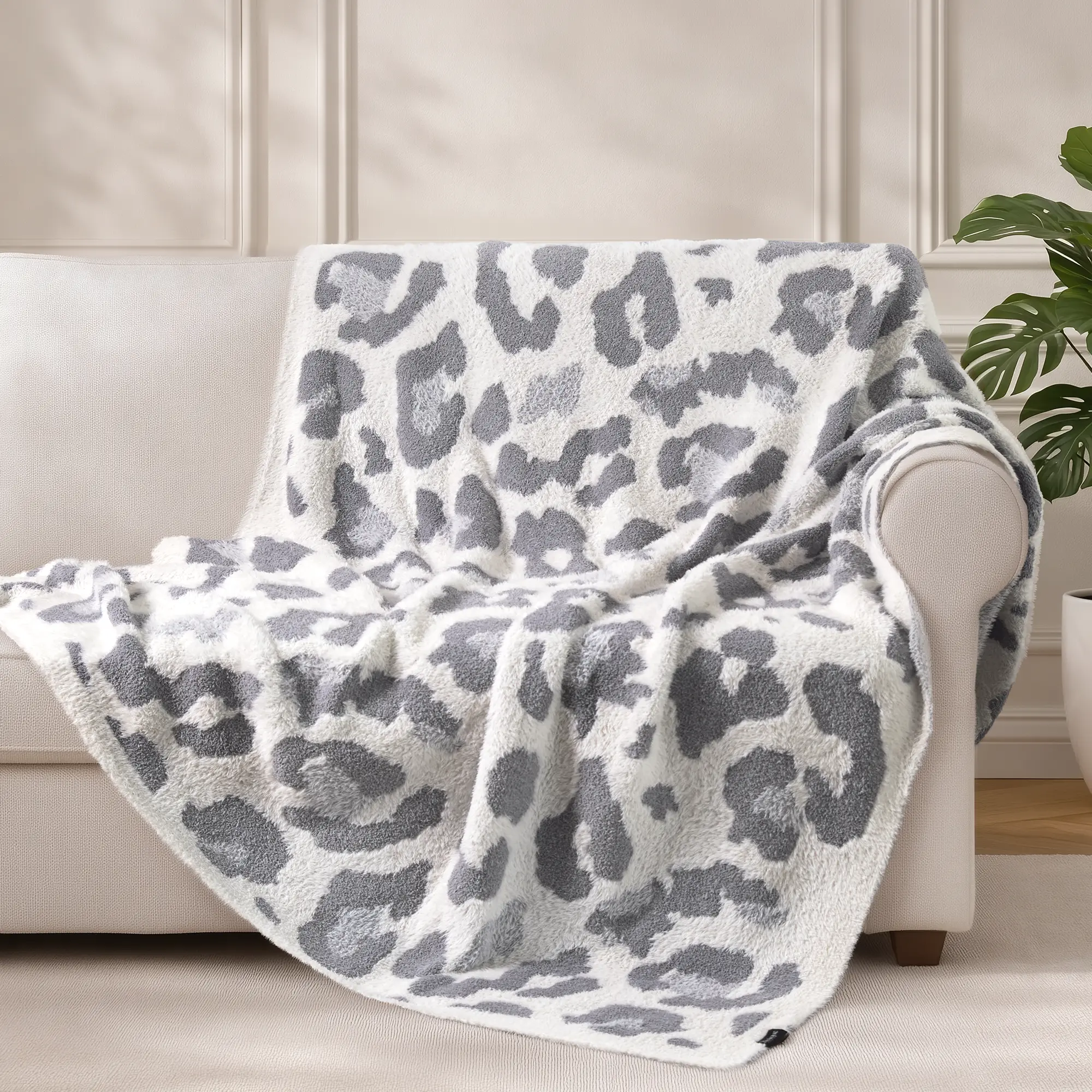BLUNIQUE Double-Sided Reversible Leopard Print Soft Blanket - 50x60in or 60x80in Ultra-Soft Plush Microfiber Warm Animal Accent Blanket for Couch, Bed Decor, Soft Blankets, Animal Accent Blankets