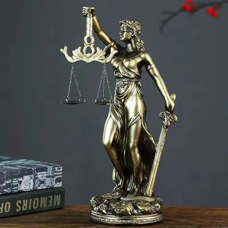 Justice Goddess Sculpture, Vintage Bronze Style Legal Symbol Ornament, Decorative Statues, Ideal Gift for Lawyers, Law School Graduation, Office Decor