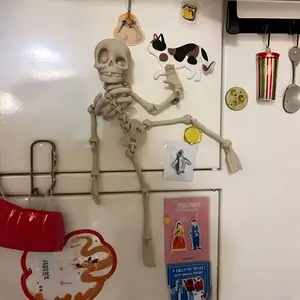 Magnetic Skeleton Refrigerator Magnets, Durable Material, Multiple Colors Available, Perfect for Halloween & Christmas Gifts