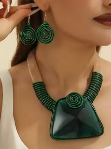 Two-Piece Handmade Jewelry Set, Boho Style Necklace and Earrings, Bold and Unique Design, Perfect for Parties and Evening Events