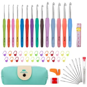 Portable crochet storage bag, different crochet sets, knitting needles with ergonomic handles, crochet hooks with blue case crochet sets, including small hooks, rulers, rings, counters, bag packaging for easy storage, perfect gift, Crochet Kit