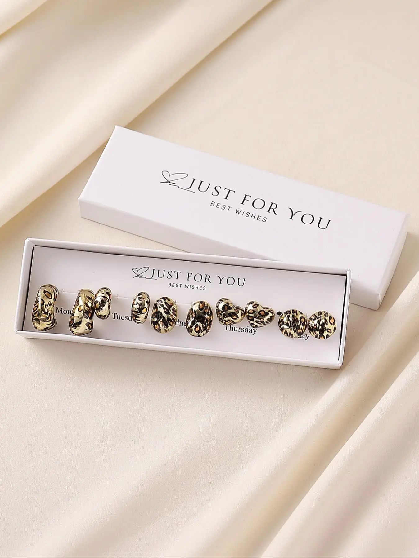 Cute Christmas Themed Stud Earrings, Snowman & Gingerbread Man & Tree & Wreath Design Earrings, Fashion Jewelry Accessories for Women & Girls