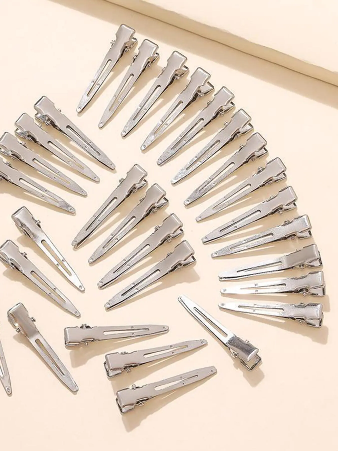 Metal Hair Clips, 50pcs Durable Metal Hair Clips for Dreadlocks, Hair Extensions, Perfect for Hair Rollers and Hair Clips Use, Hair Clip Set