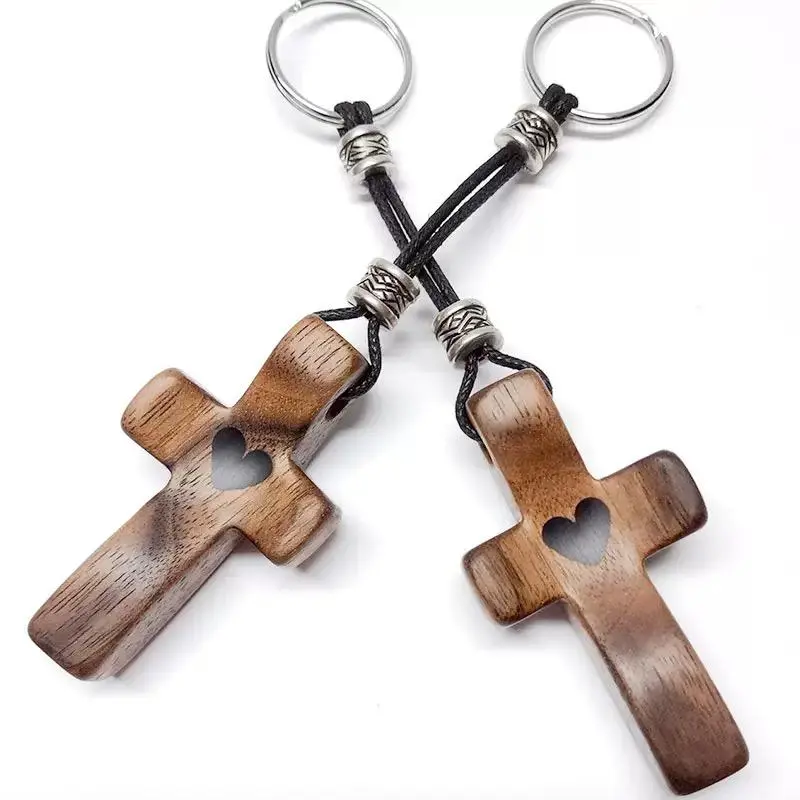 Wooden Cross Keychain, Gothic Cross Keychain, 1/2/3 Counts Exquisite Wooden Cross Keychain with Heart Pattern, Adjustable Keychain for Keys, Backpack, Wallet, Aesthetic Keychain
