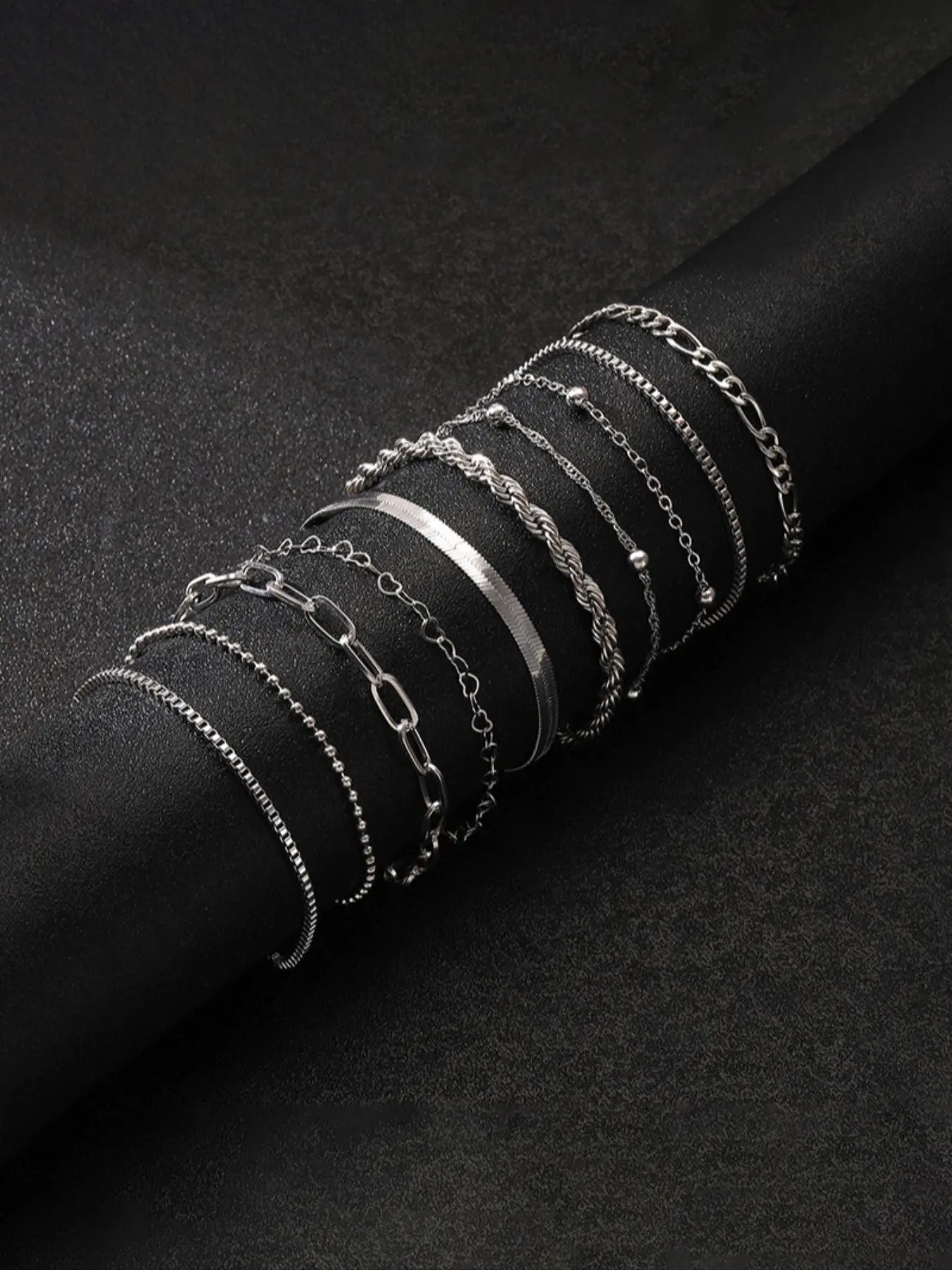 10 piece set of fashionable minimalist multi-layer bracelet Stackable Bracelet Set