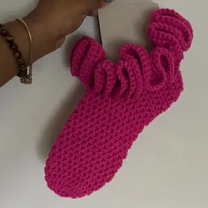 Crochet Footie Socks with Ruffles - Sweet Women's Footwear for Comfort - Womenswear Comfortable