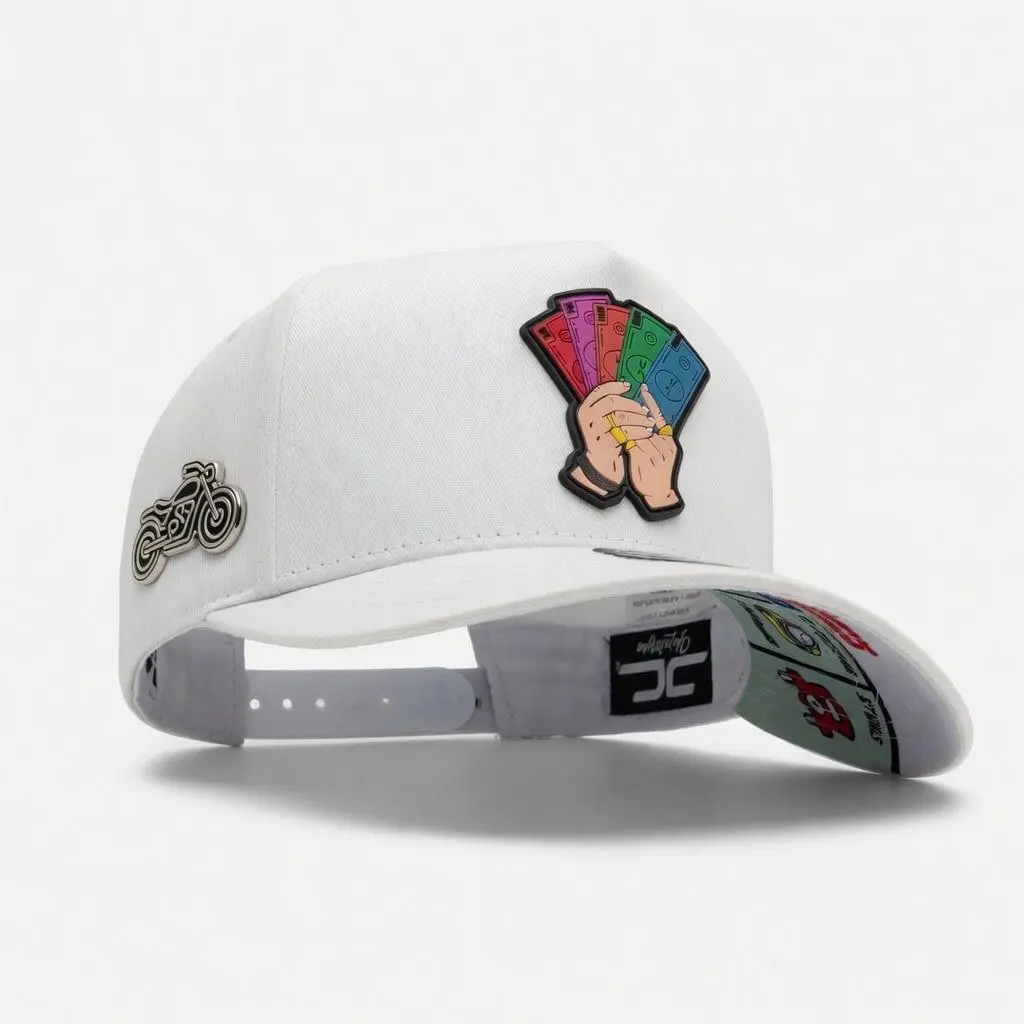 White Poker Card Snapback Hat Adjustable Baseball Cap 3D Embroidered Playing Card Patch Unisex Streetwear Flat Bill Cotton Hip Hop Fashion Cap for Men Women Casual Outdoor Hat