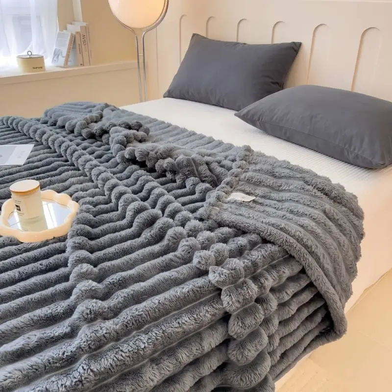 Jeffans 3D Striped Textured Fluffy Blanket, Fleece Throw Blanket,Soft Fleece Throw Blanket for Sofa & Bed, All Season Machine Washable Decorative Blanket, Perfect Gift for Home, Living Room & Dorm