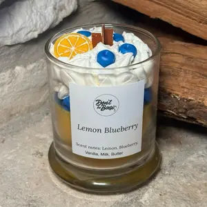 Lemon blueberry dessert candle