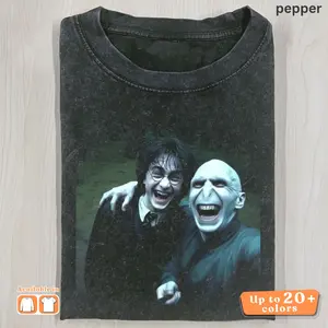 Funny Retro Harry and Voldemort Selfie Graphic Tee, Vintage Unhinged Movie Meme Shirt, Unisex Streetwear for Men and Women Classic Cotton