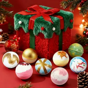Christmas Bath Bomb Gift Set Bubble Bath – Colorful bath bombs with floral essence to soothe and nourish the skin. Comes in a festive gift box, perfect as a Christmas present or as a cute decoration under the Christmas tree