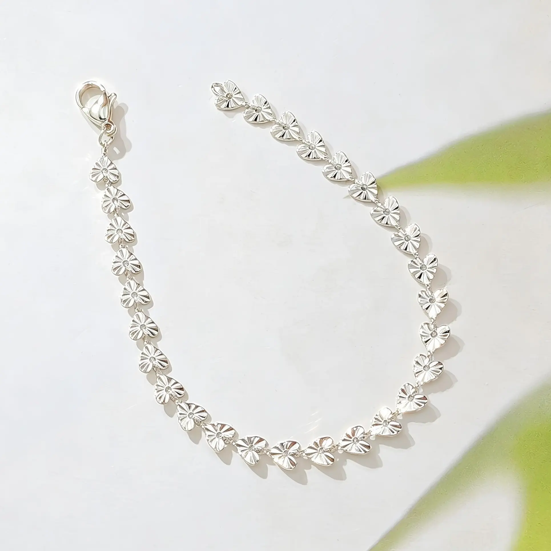 925 Sterling Silver Daisy Flower Link Bracelet for Women, Adjustable Dainty Floral Chain Wrist Bracelet Minimalist Daily Wear Fine Jewelry Gift for Her