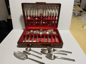 Oneida Vintage Silver Plate  68-Pc Coronation Flatware Set For 12 with Art Deco Wooden Case