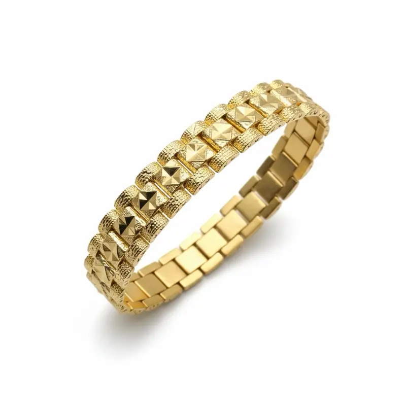 Thick Link Bracelet with Design