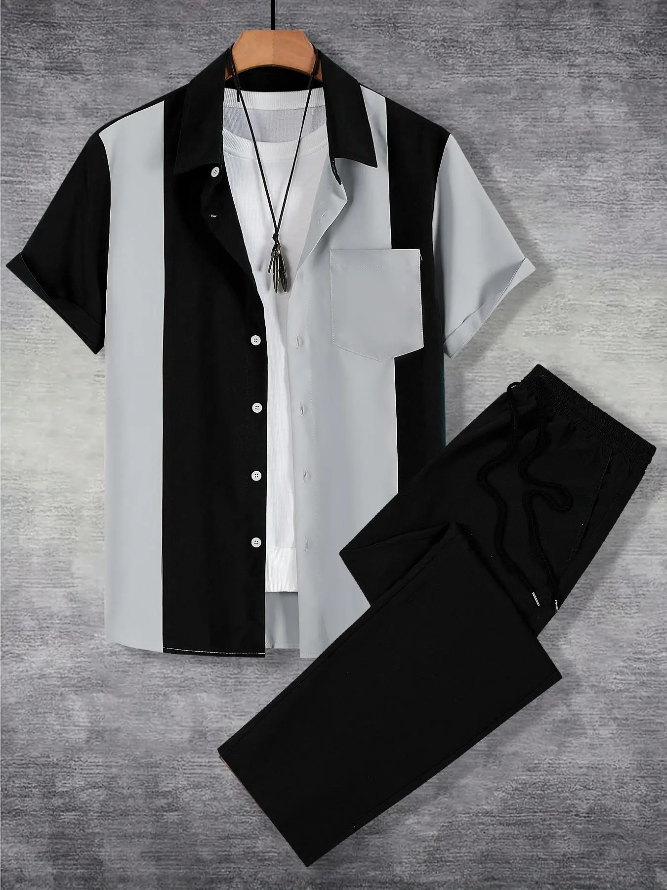Two-Piece Set Men's Colorblock Striped Print Button Front Shirt & Plain Drawstring Waist Pants, Regular Fit Casual Short Sleeve Pocket Top & Trousers for Summer, Co Ord Sets Men's Clothes for Daily Wear, Casual Style Set, Menswear
