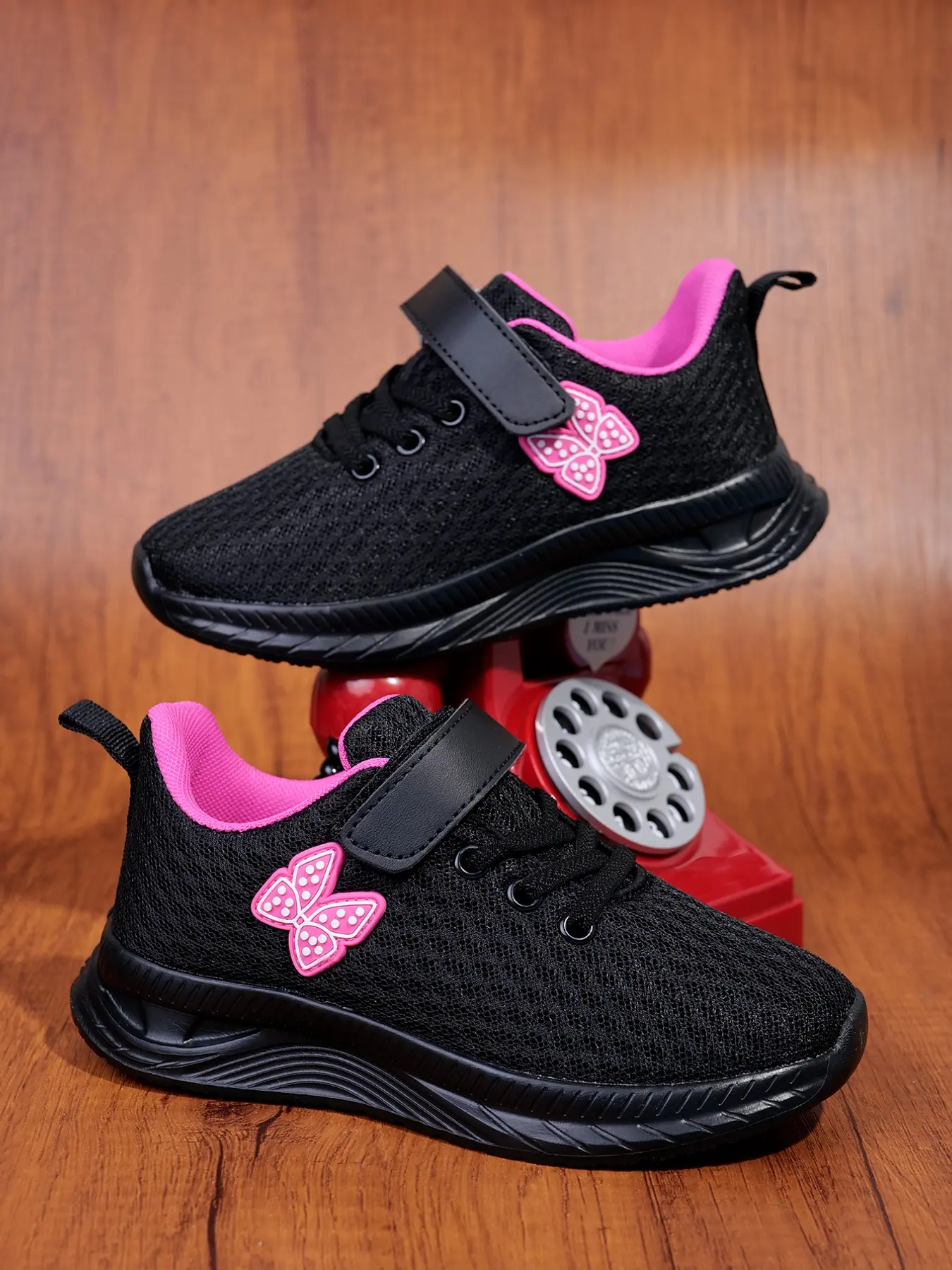 Spring/autumn Flyknit Trendy Fashionable Fall Running Shoes, Sport Shoes, Lightweight Breathable Shoe Face, Cute Butterfly Drop Design, Ideal for Daily Wear and Running, Breathable Running Sneakers