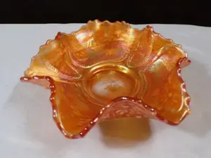 F-E-N-T-O-N carnival glass dish Orange tree sail boat pattern
