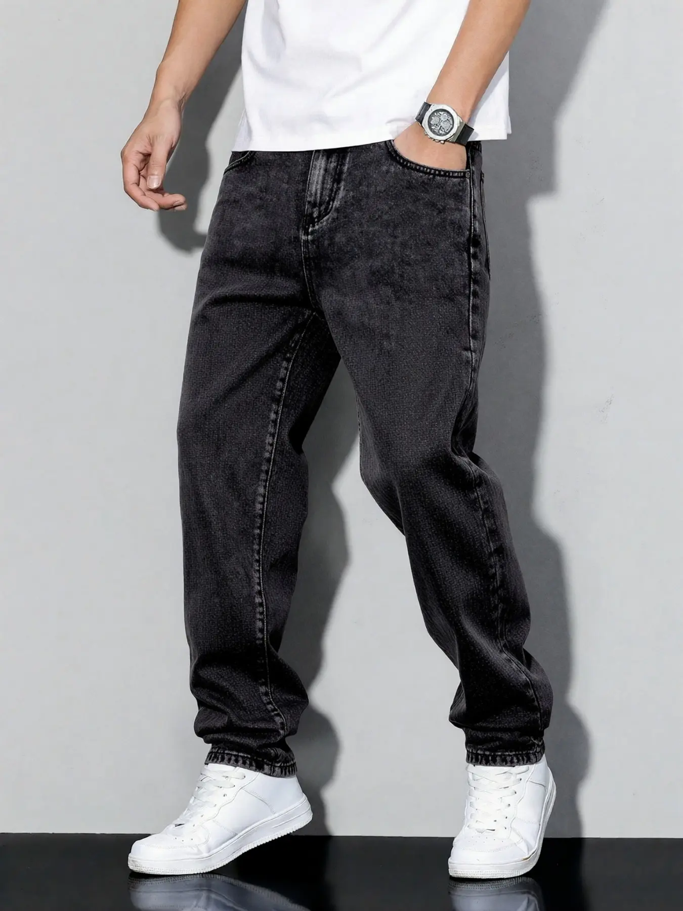 Men's Deep Gray Slim Straight-Leg Fitted Plain Jeans, Trendy Casual Streetwear, Breathable Soft Denim, Comfortable for Daily Wear, Parties & Street Fashion, Natural Waist