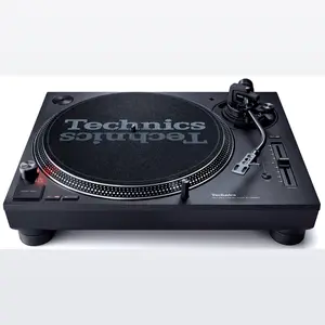 Technics SL-1200MK7 Turntable