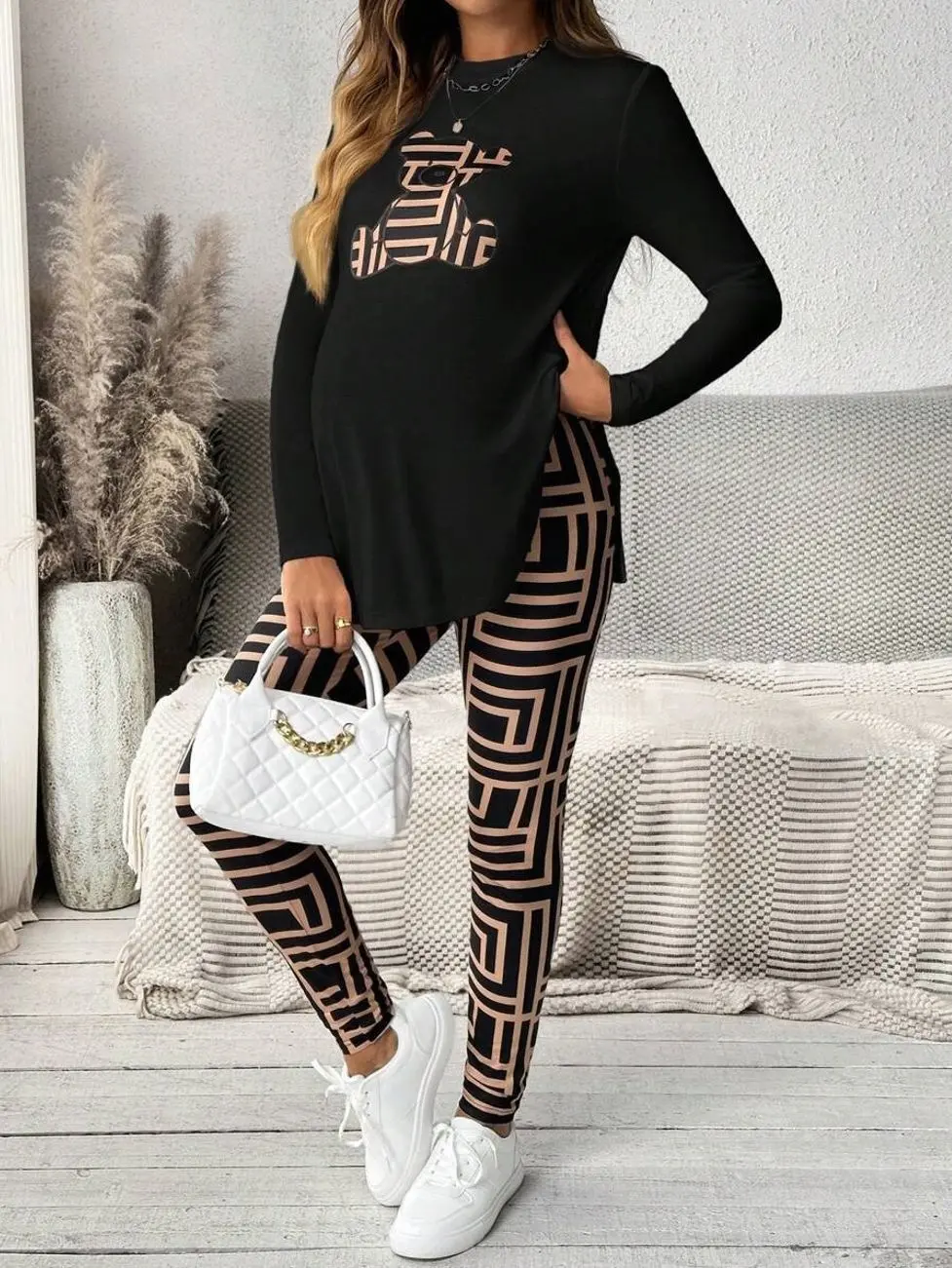 Maternity 2-Piece Bear Print Lounge Set: Long Sleeve Top & Leggings, Soft Fall Pregnancy Pajamas