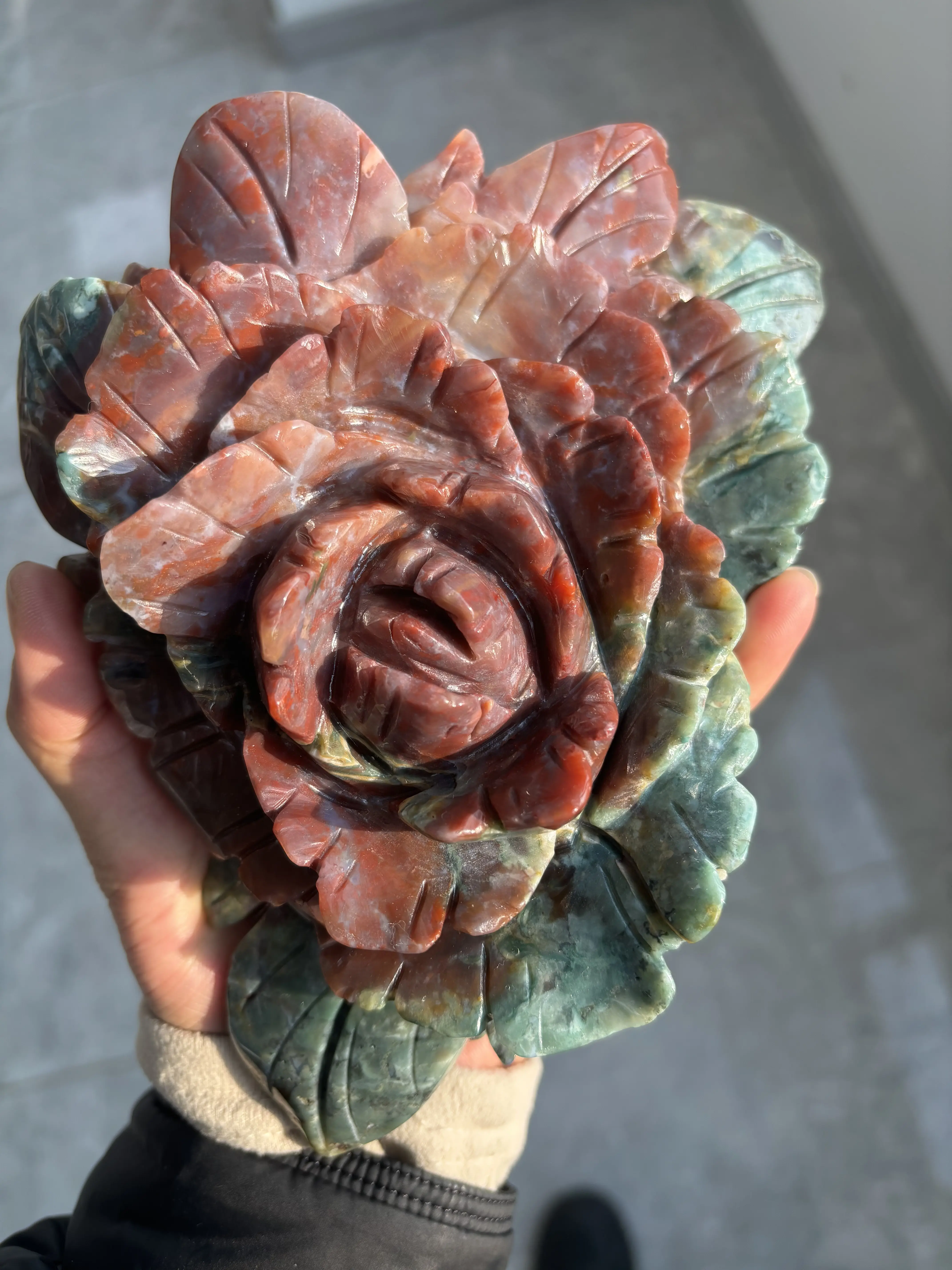 Hand Carved Flower Sculpture in Natural Ocean Jasper Crystal, Collectible Stone Figurine for Desktop Home Ornament, Beautiful Handmade, Natural Crystal, Sea Ocean, All Ages, Dq