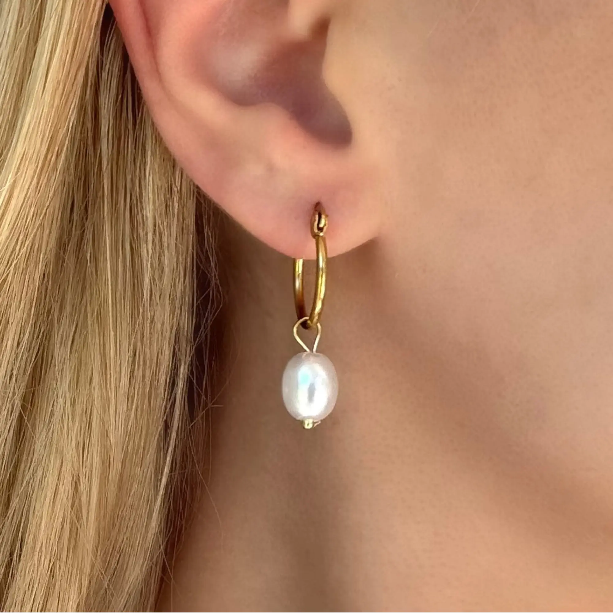 EVRY JEWELS Gold or Silver Plated Women's Hypoallergenic Pure Pearl Earrings